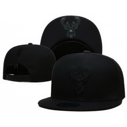 Milwaukee Bucks Snapback Cap 25G008