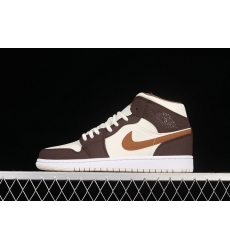 AIR JORDAN 1 MID DO6699 200 AIR JORDAN 1 MID DO6699 200