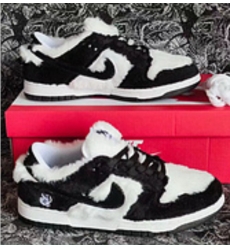 Women Nike SB Dunk Shoes Black White Panda